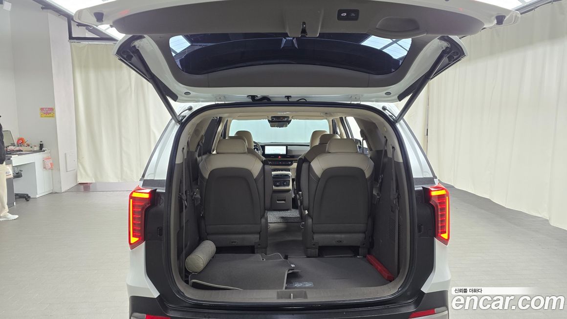 Kia Canival 2024