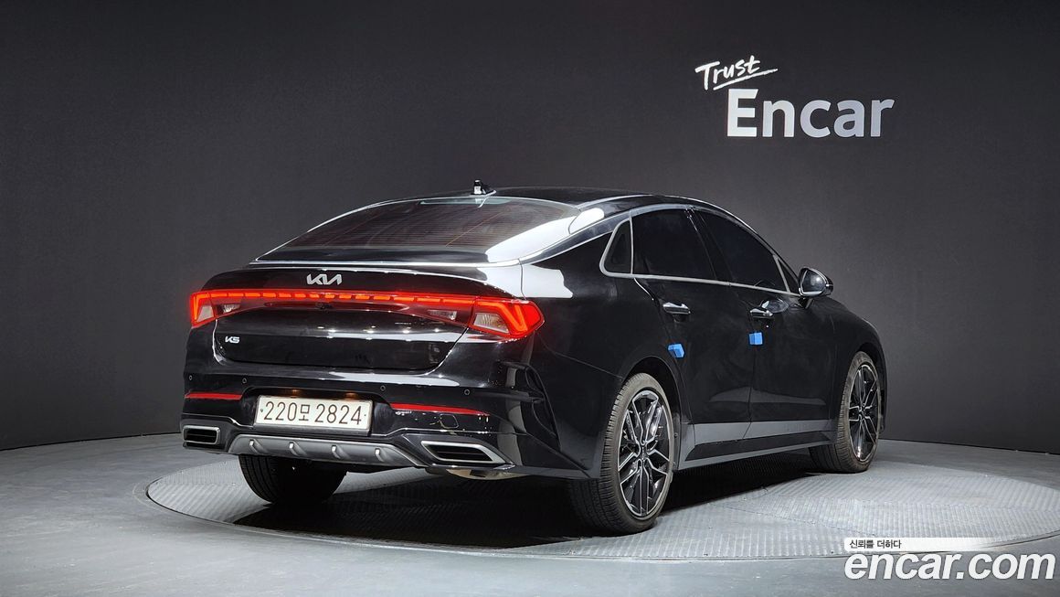 Kia K5 2023