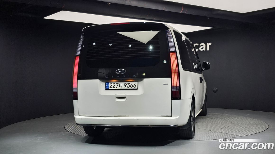 Hyundai Staria 2024