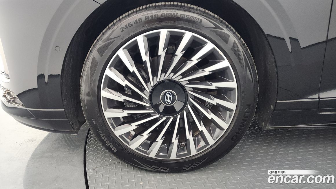 Hyundai Grandeur 2023