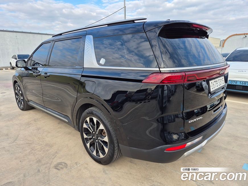 Kia Canival 2021