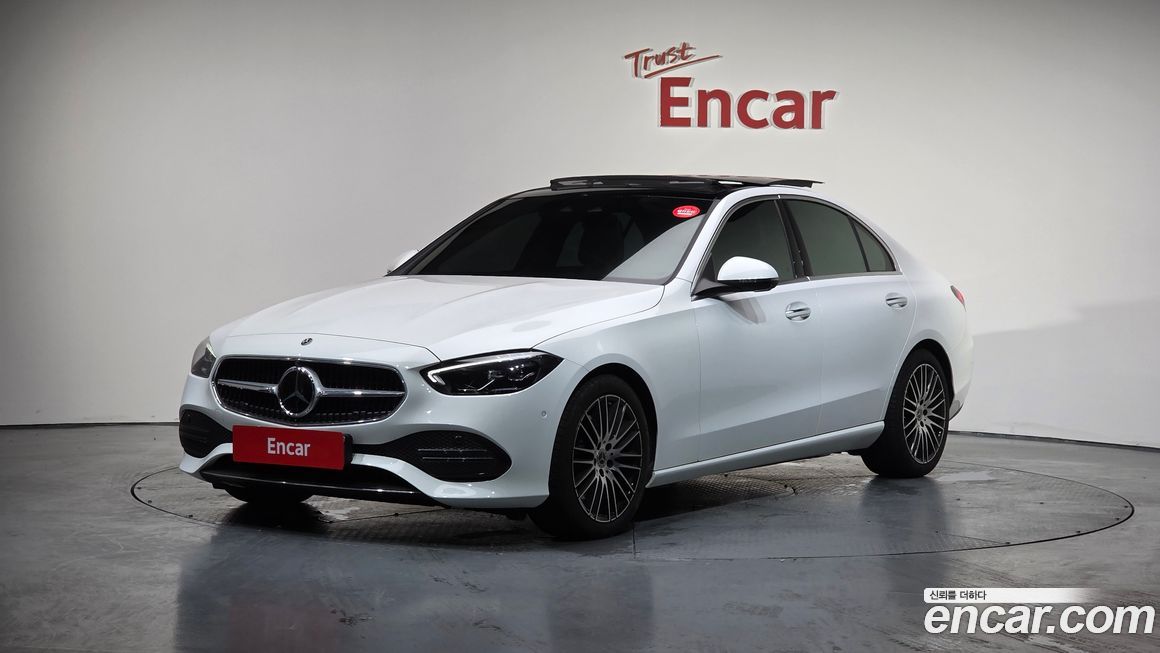 Mercedes-Benz C-Class 2024