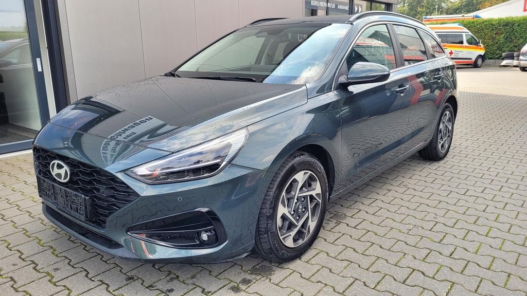 Hyundai i30 2025