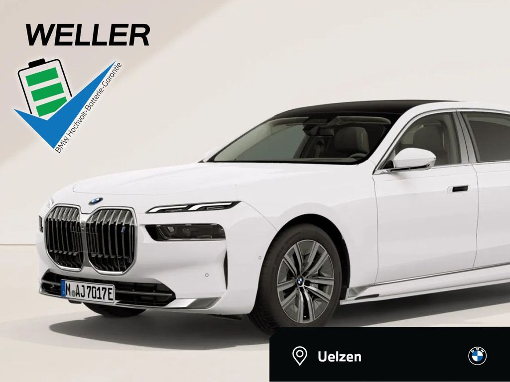 BMW i7