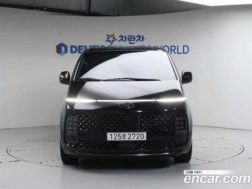 Hyundai Staria 2022