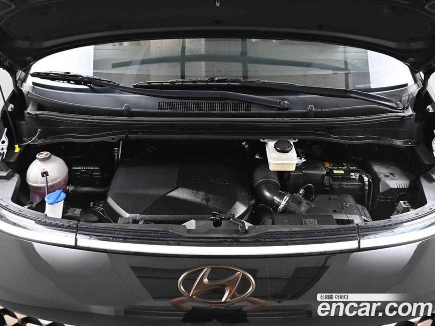 Hyundai Staria 2022