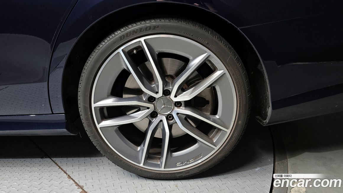 Mercedes-Benz E-Class 2020