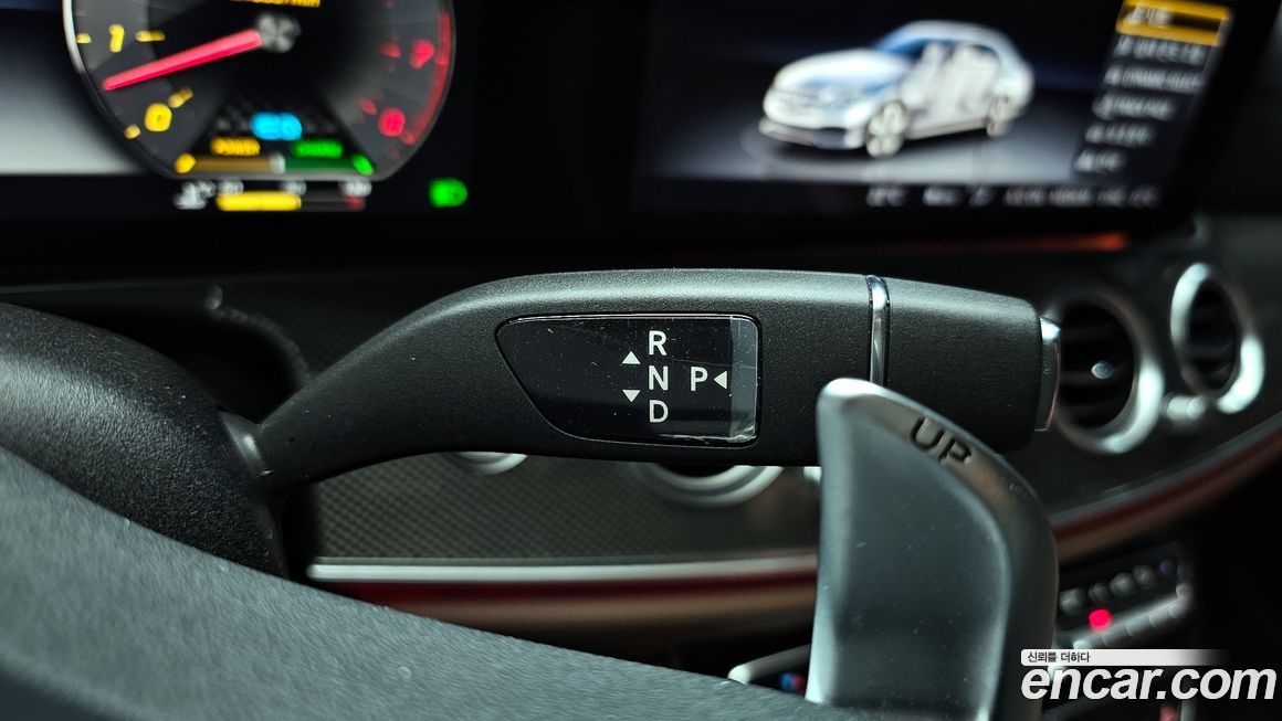 Mercedes-Benz E-Class 2020