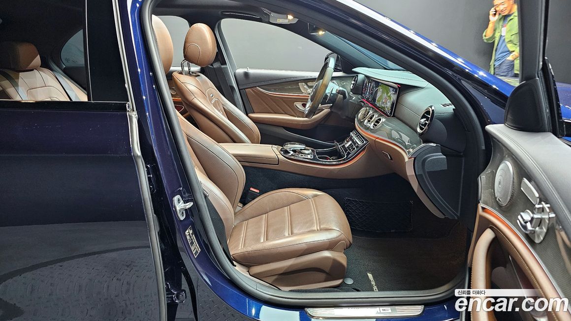 Mercedes-Benz E-Class 2020