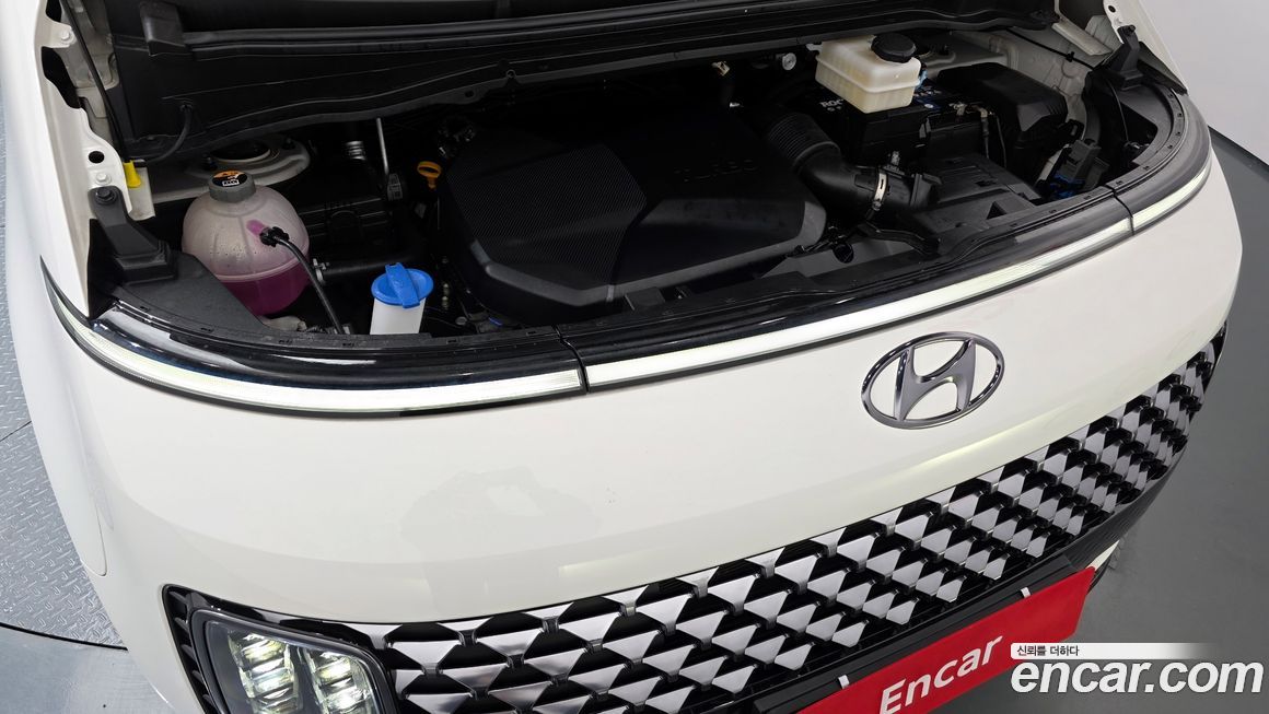 Hyundai Staria 2022