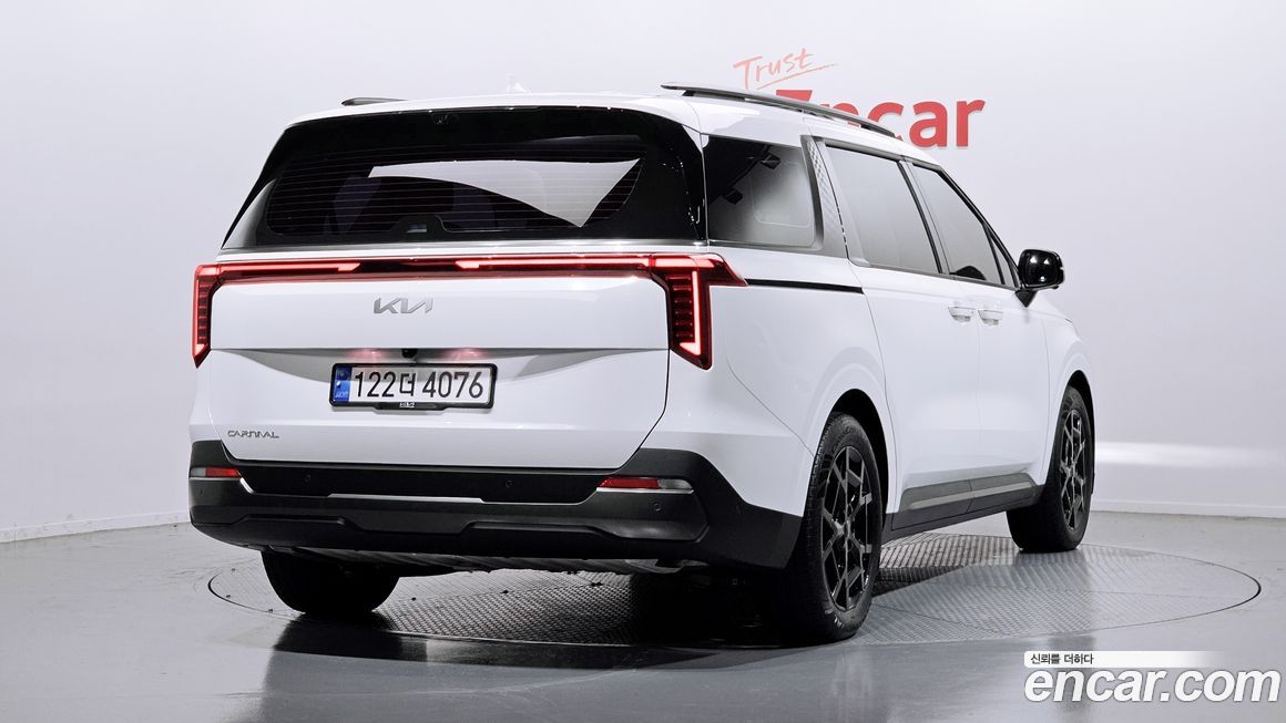 Kia Canival 2025