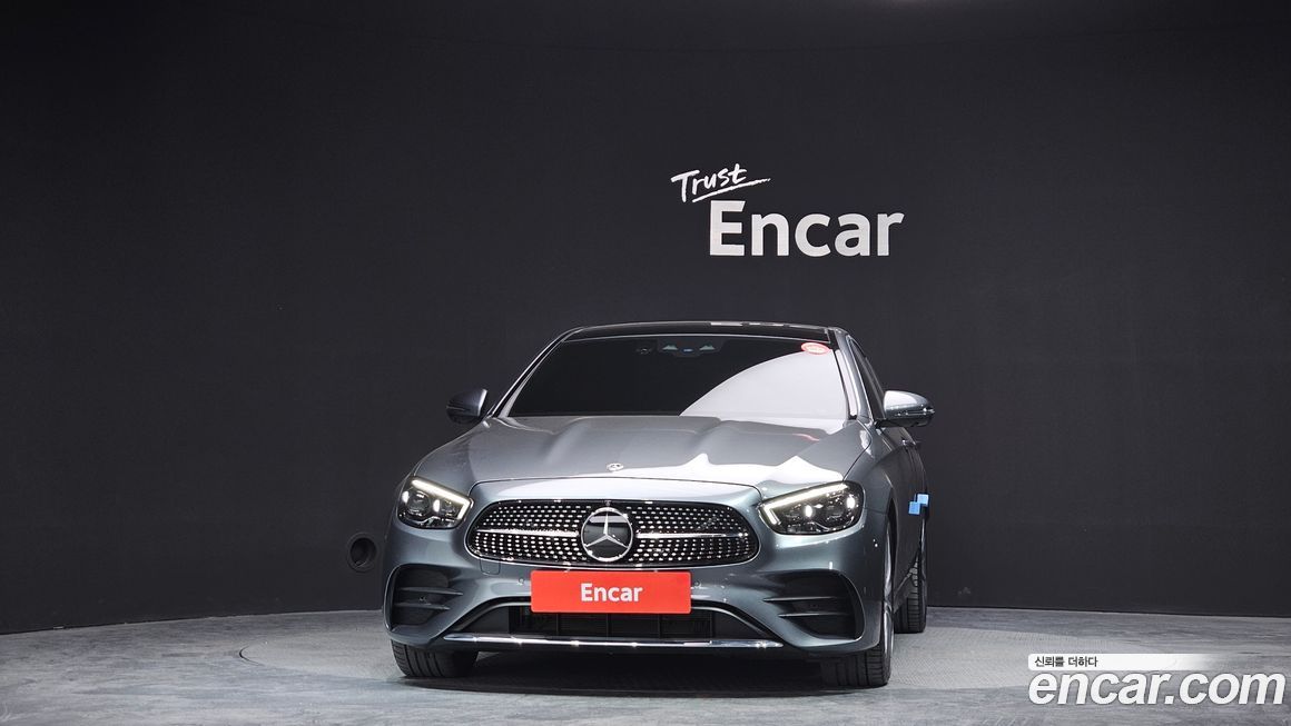 Mercedes-Benz E-Class 2021