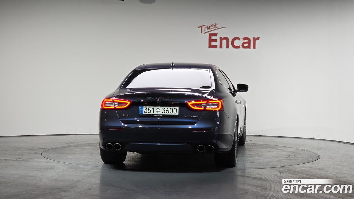 Maserati Quattroporte 2020