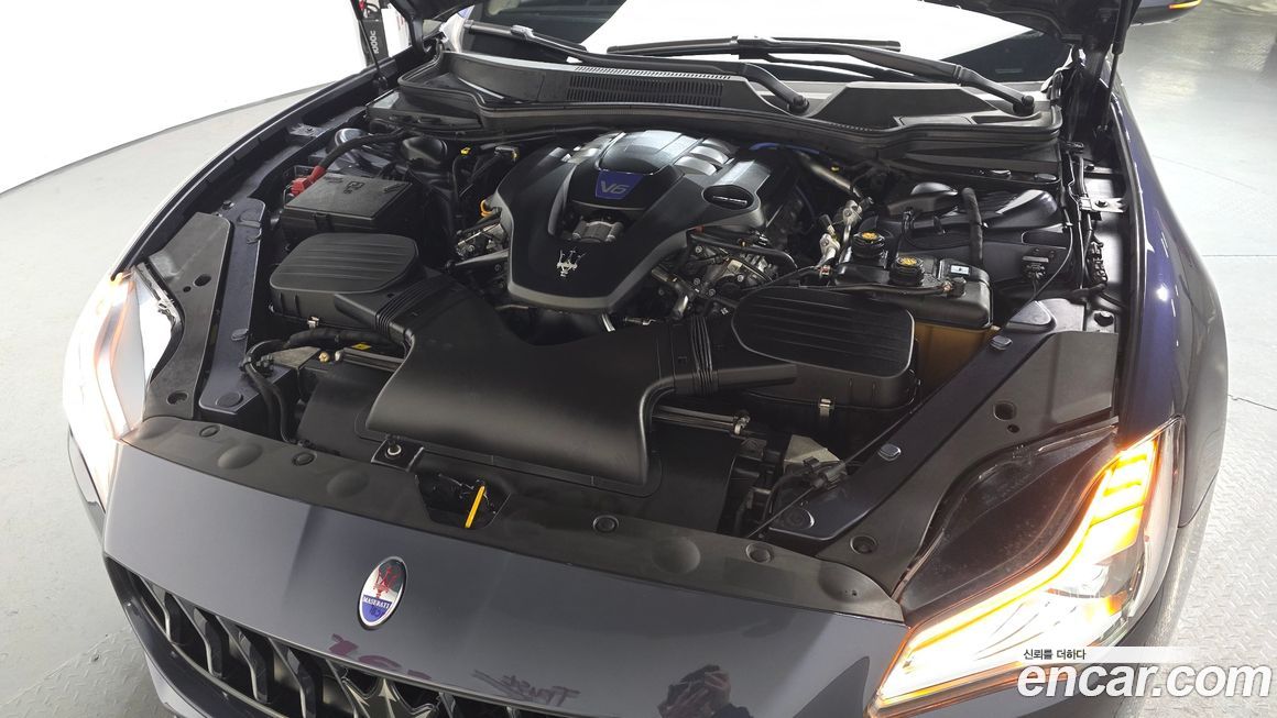 Maserati Quattroporte 2020