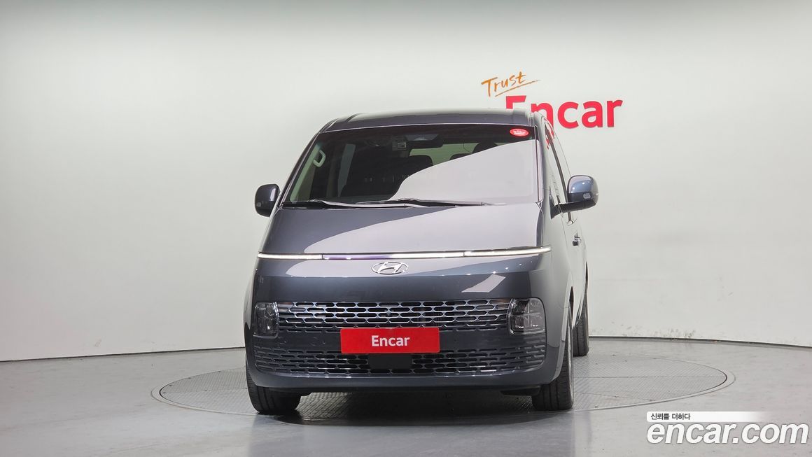 Hyundai Staria 2022