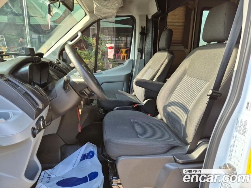 Ford Transit 2017