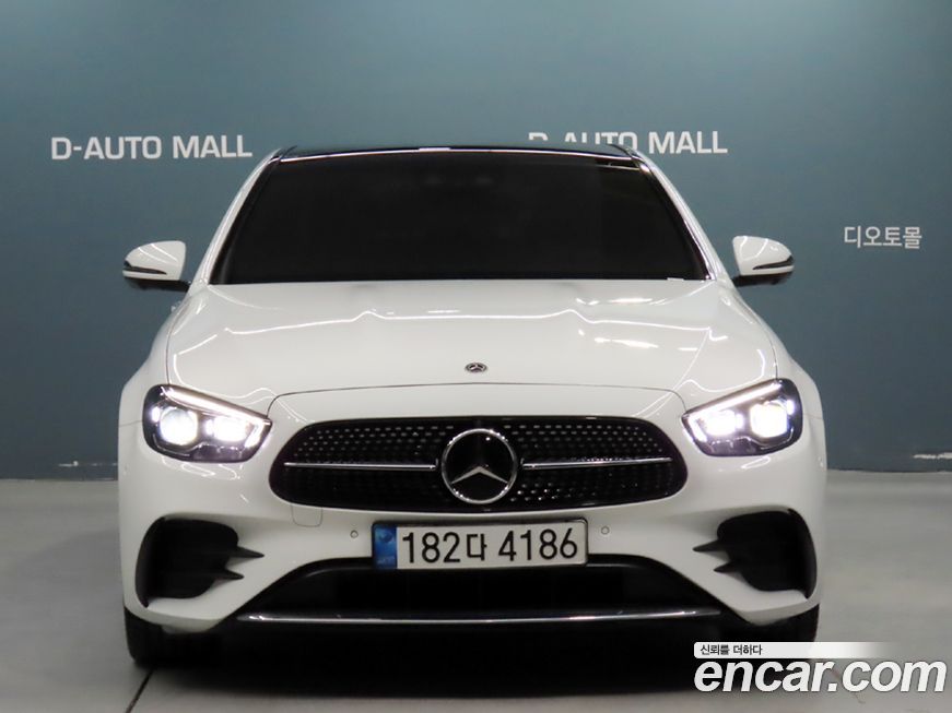 Mercedes-Benz E-Class 2022