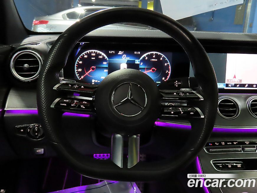 Mercedes-Benz E-Class 2022