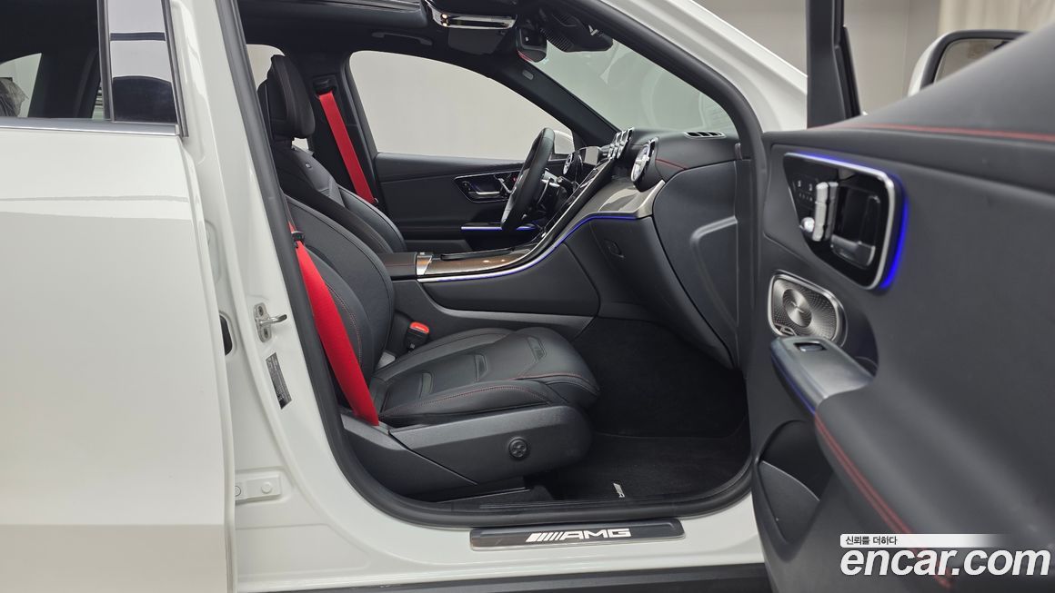 Mercedes-Benz GLC-Class 2025