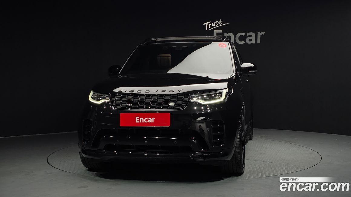 Land Rover Discovery 2024