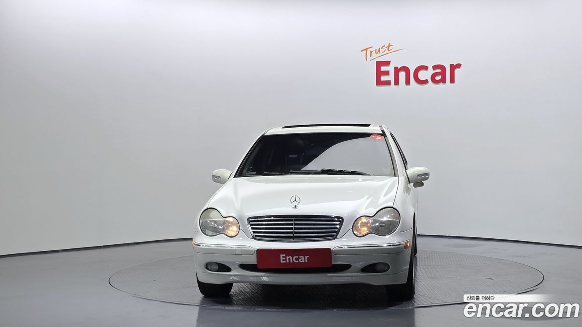 Mercedes-Benz C-Class 2004