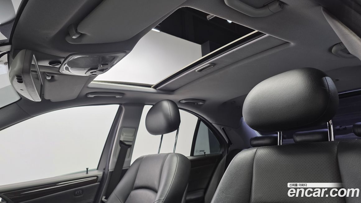 Mercedes-Benz C-Class 2004