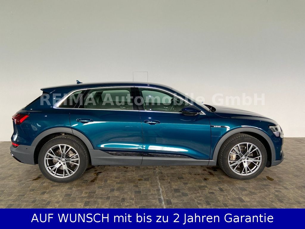 Audi e-tron 2022