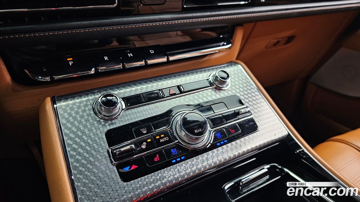 Lincoln Aviator 2021