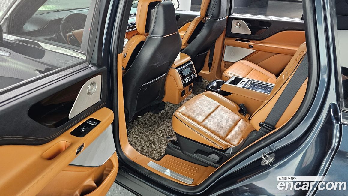 Lincoln Aviator 2021