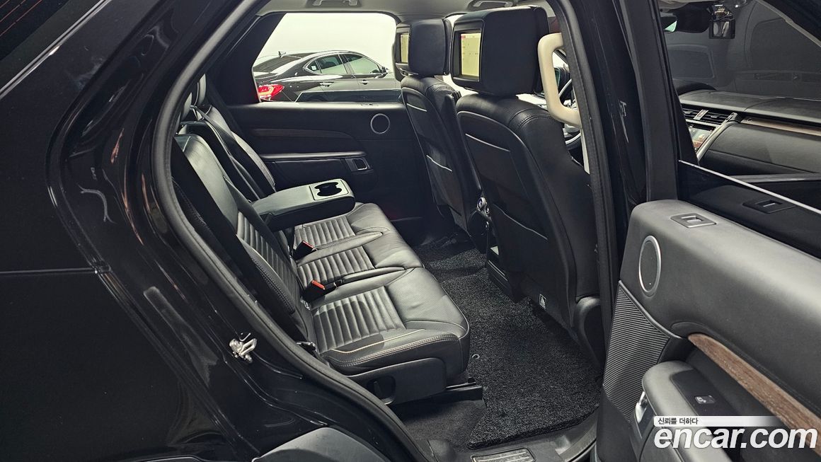 Land Rover Discovery 2020