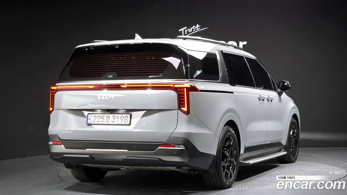 Kia Canival 2025