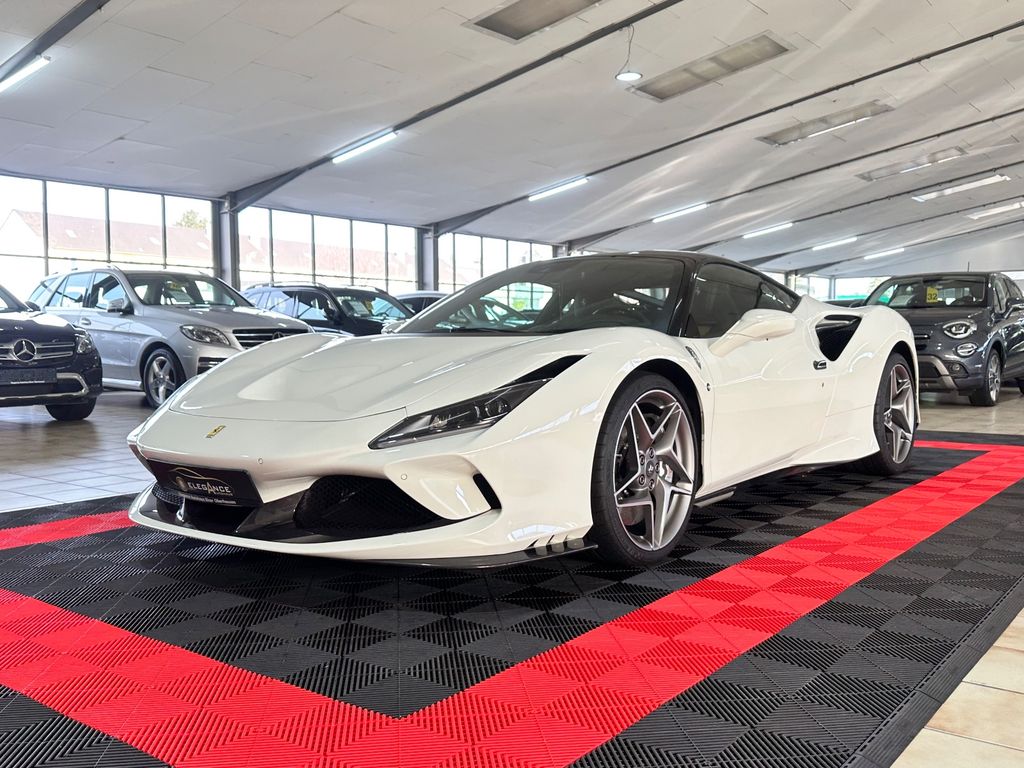 Ferrari F8 2020