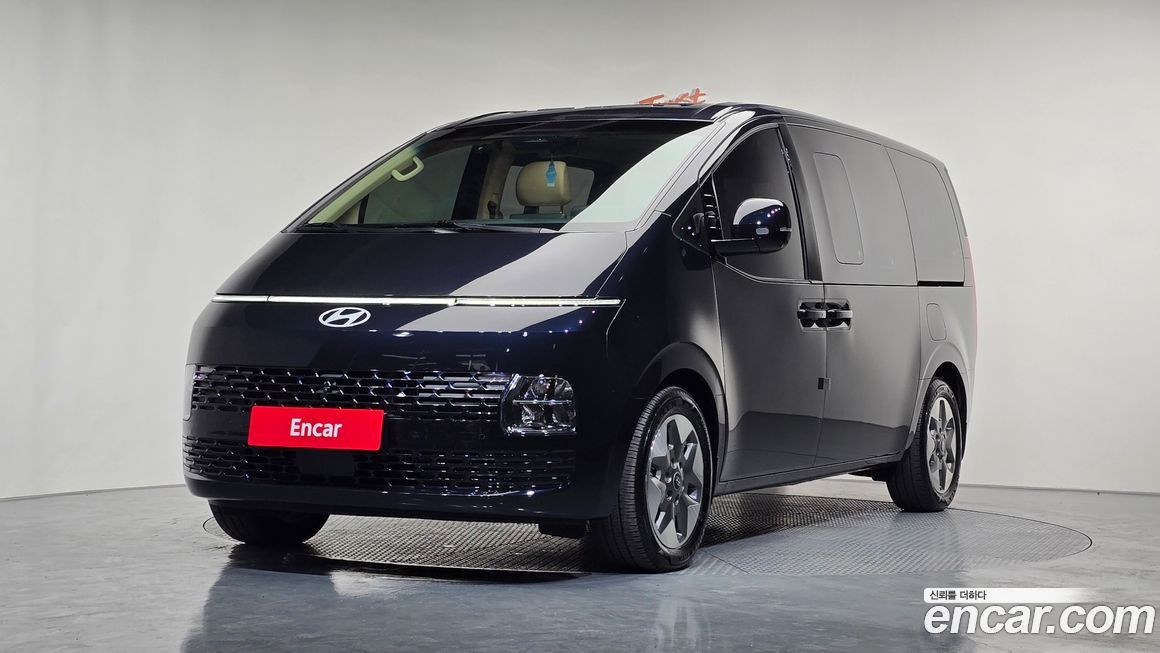 Hyundai Staria 2025
