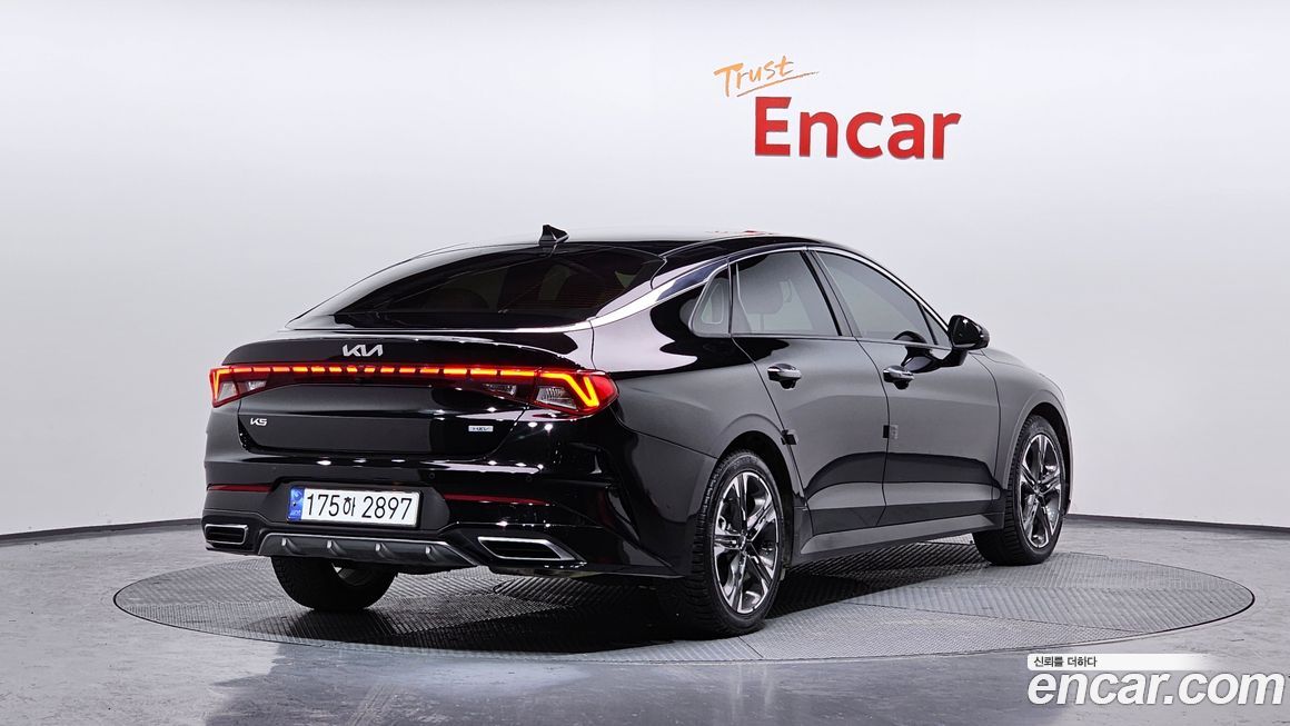 Kia K5 2023
