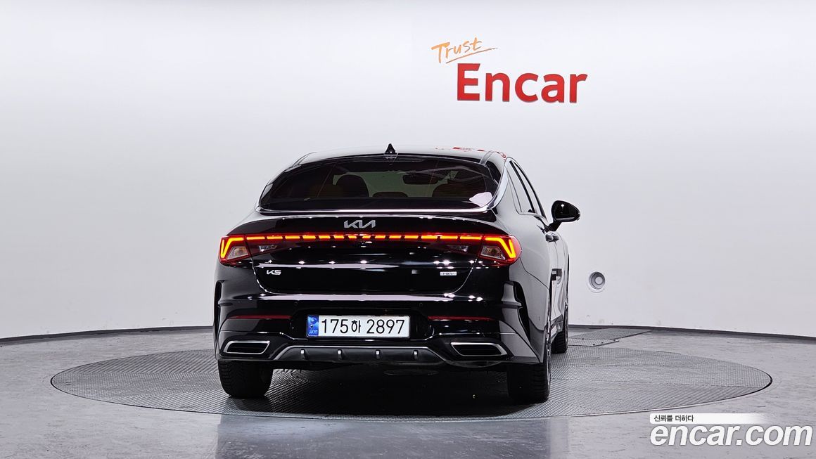 Kia K5 2023