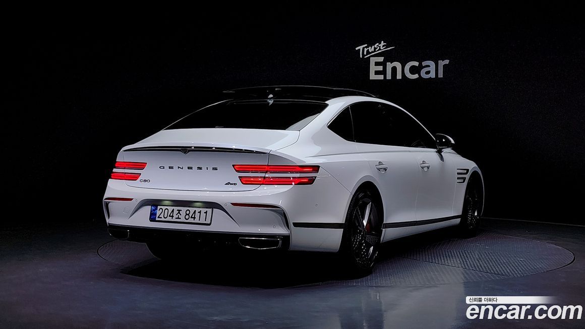 Genesis G80 2023