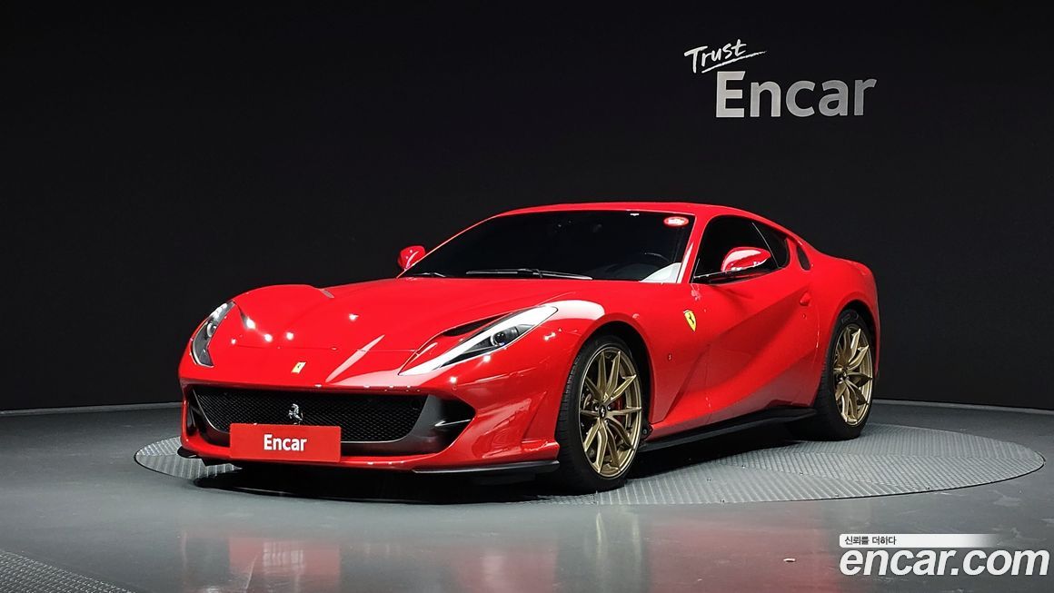 Ferrari 812 2019