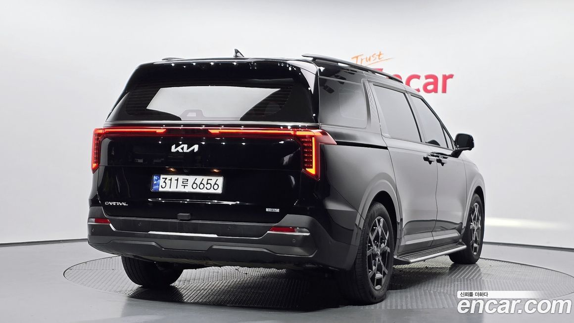 Kia Canival 2025
