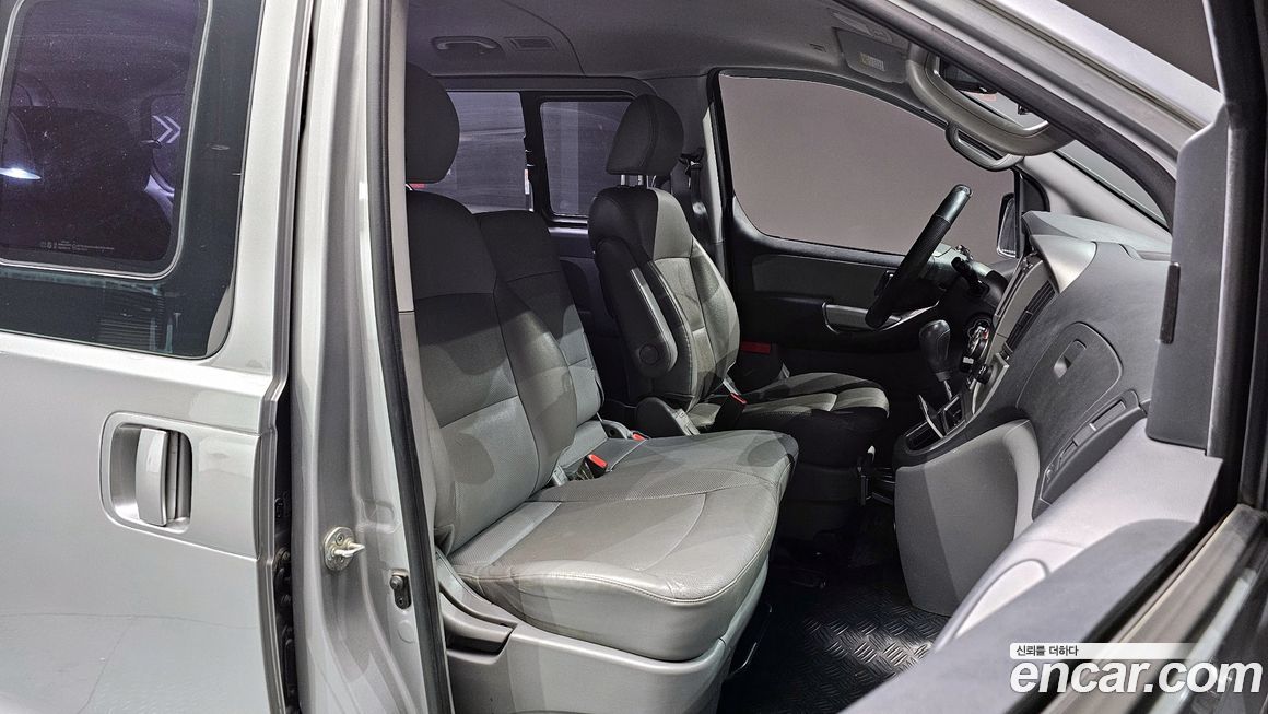 Hyundai Starex 2016