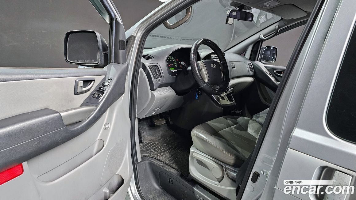 Hyundai Starex 2016