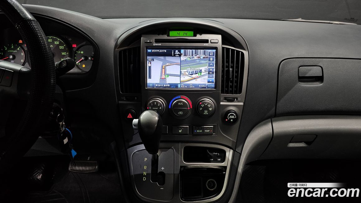 Hyundai Starex 2016