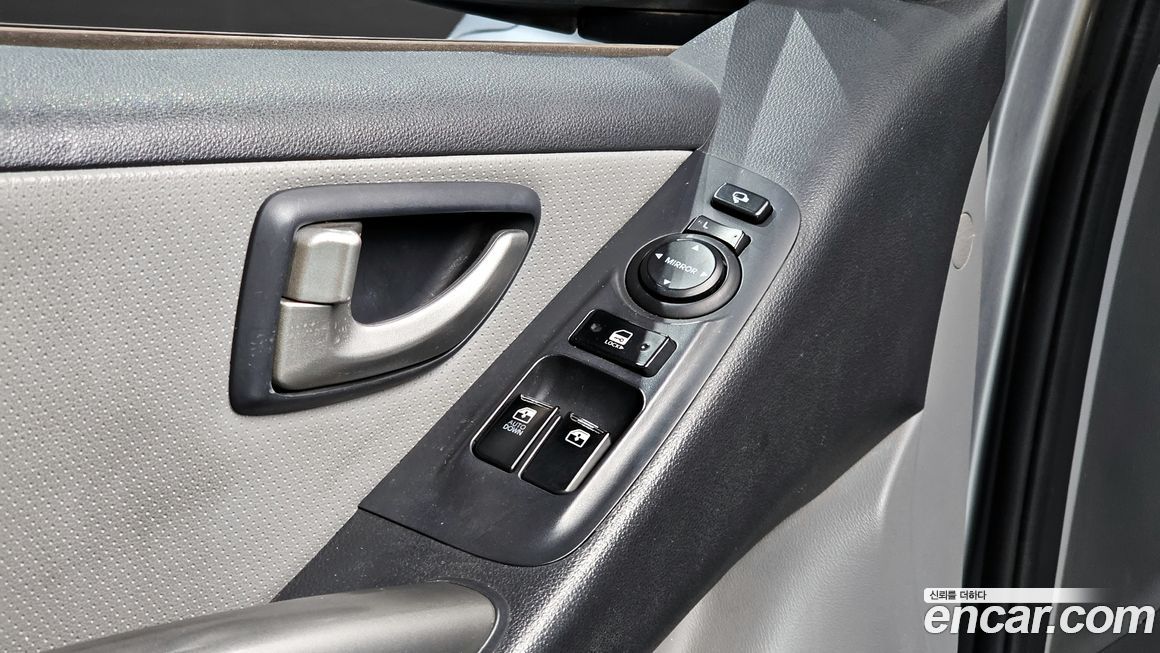 Hyundai Starex 2016