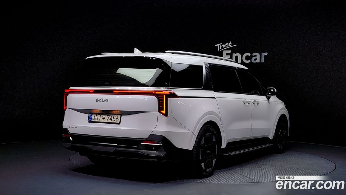 Kia Canival 2024