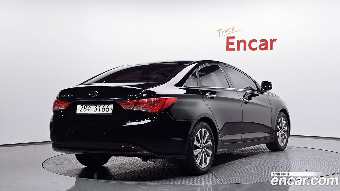 Hyundai Sonata 2013