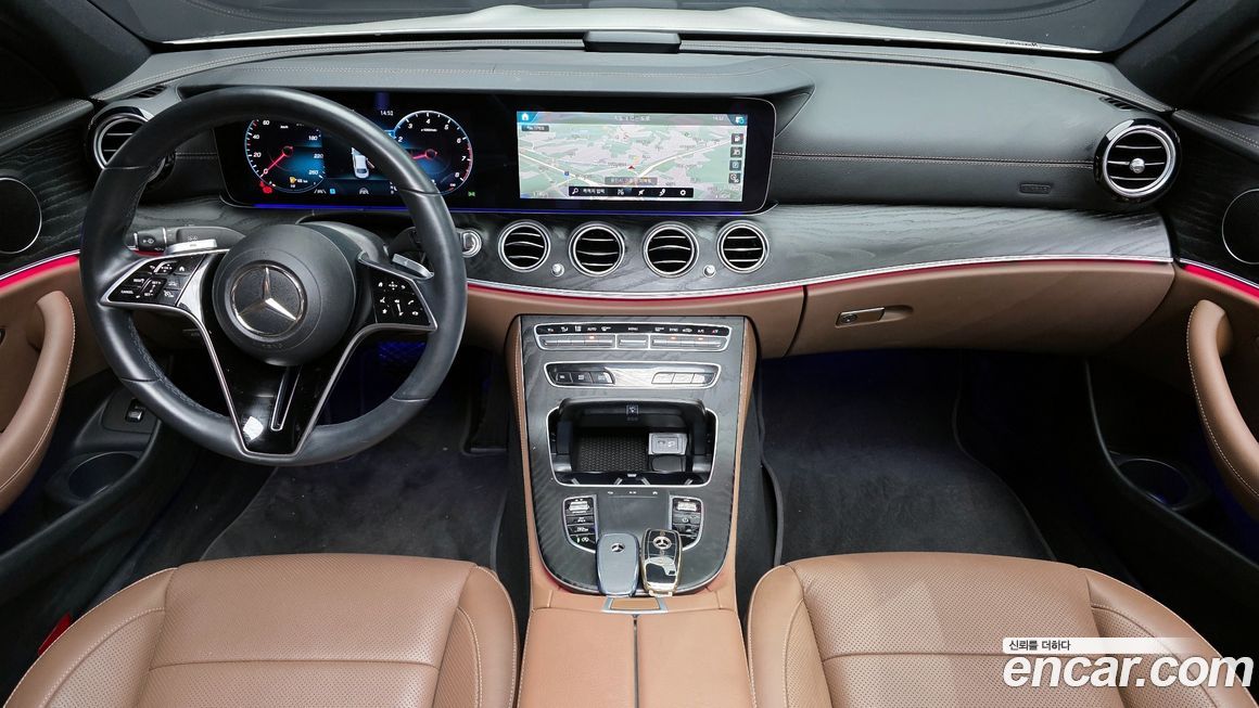 Mercedes-Benz E-Class 2023