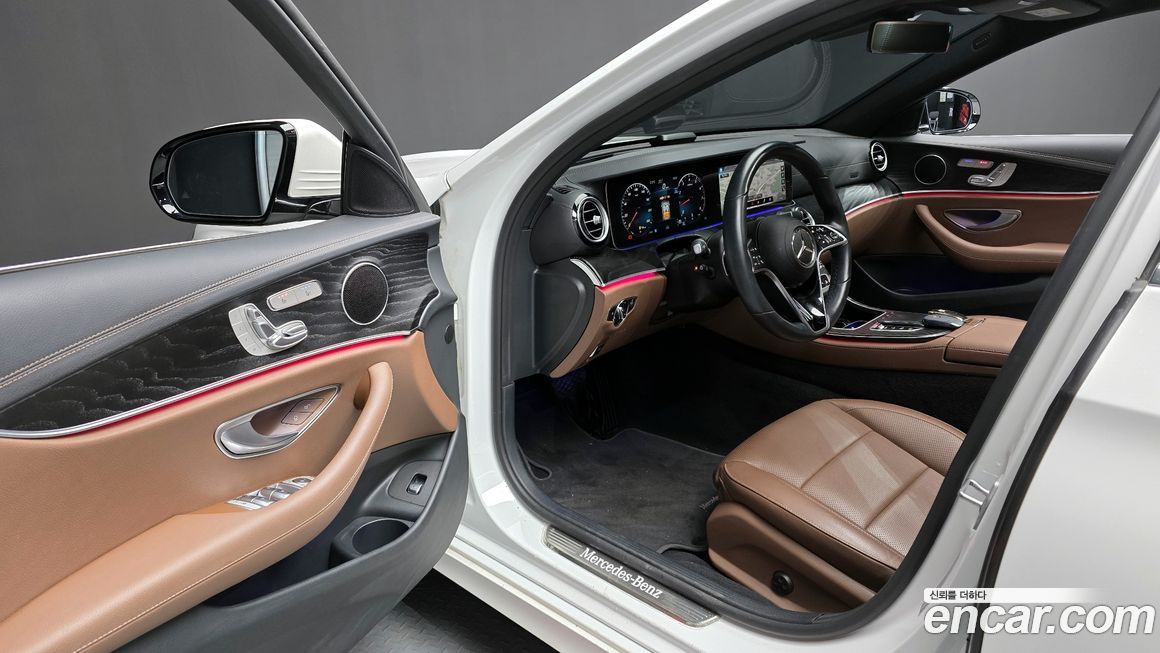 Mercedes-Benz E-Class 2023