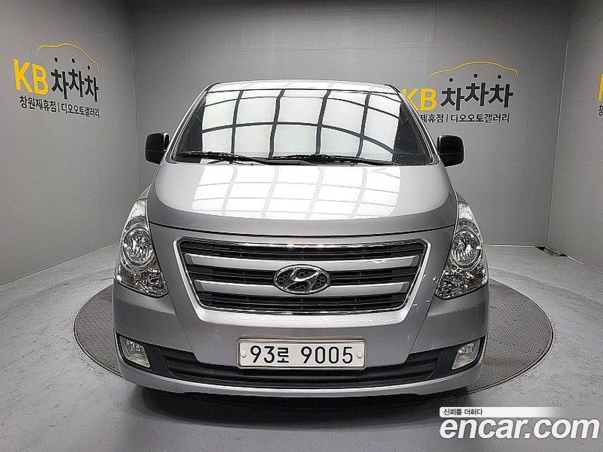 Hyundai Starex 2016