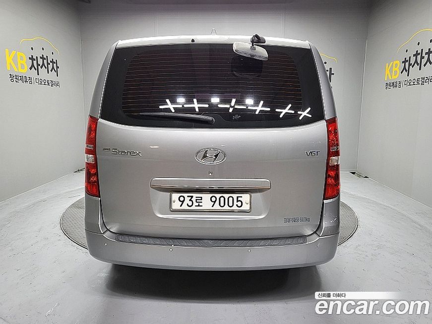 Hyundai Starex 2016