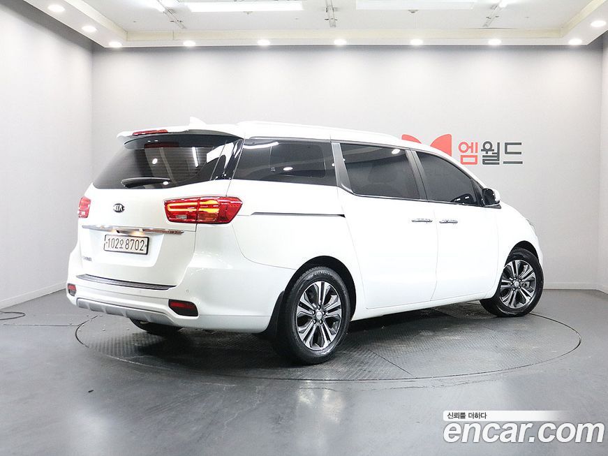 Kia Canival 2020