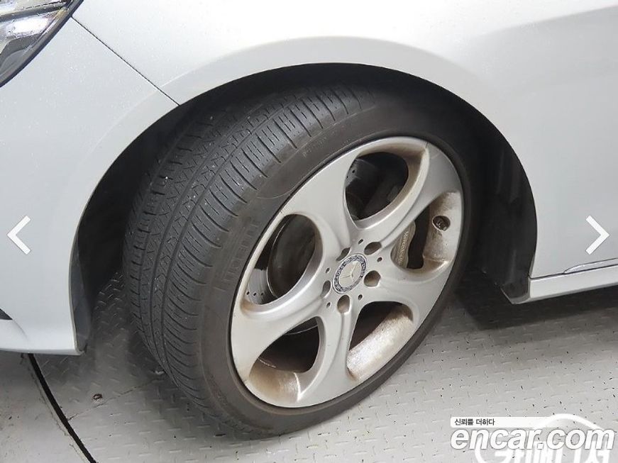 Mercedes-Benz E-Class 2015